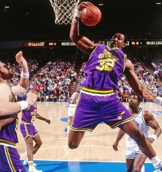 为球队在比 为球队在比