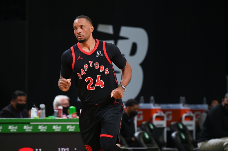 震业一个人 震业一个人