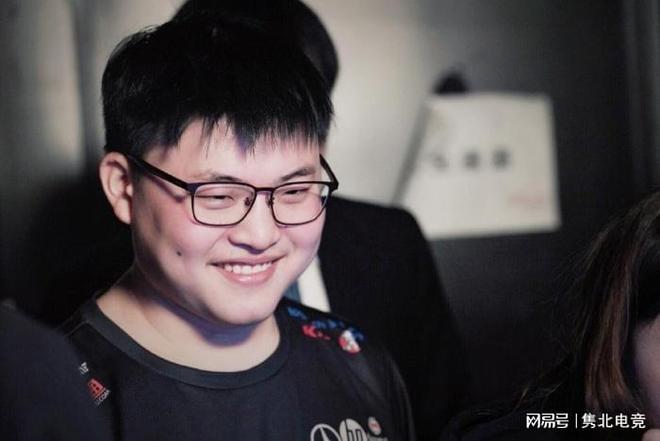 也反哺日常 也反哺日常